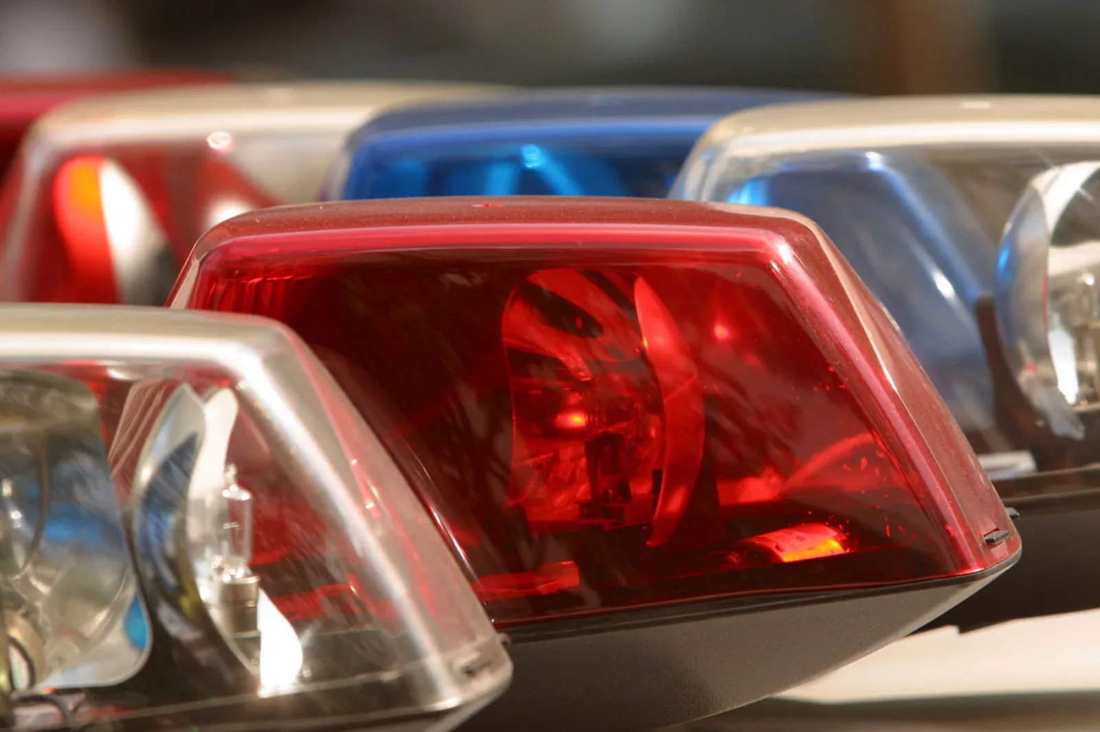 Police lights outside a Missouri law enforcement vehicle during an arrest investigation
